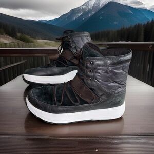 The North Face Ozone High Top Boots Snow Winter Black Boot Men’s 13 Rare